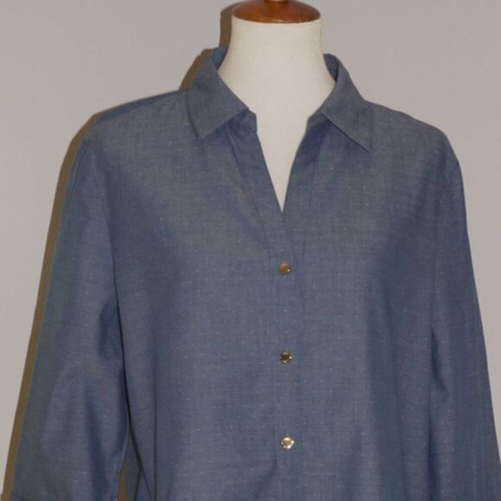 Anne Klein Blue Shirt - Size L.